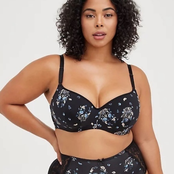 TORRID FULL COVERAGE BALCONETTE BRA - FLORAL SKULL BLACK W/360° BACK SMOOTHING - Picture 6 of 8